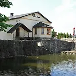 Dworek Debowko 2*