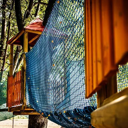 Parque de vacaciones Dworek Dębówko 2*