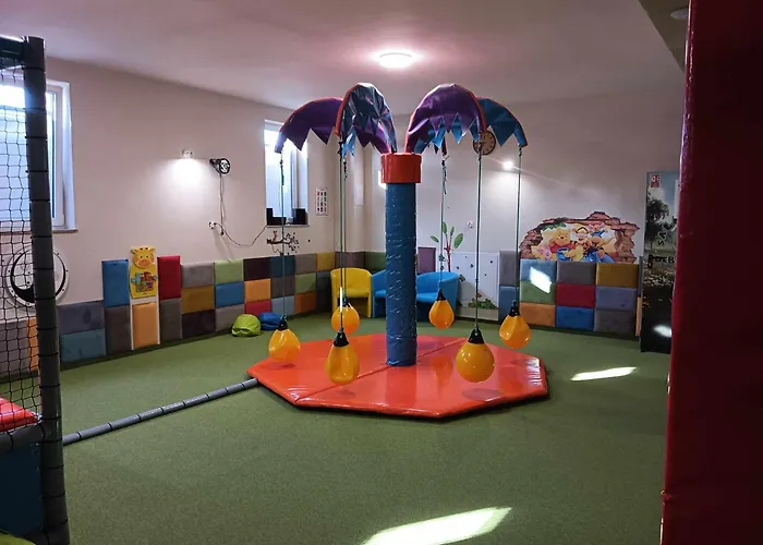 Dworek Debowko Prázdninový areál 2*