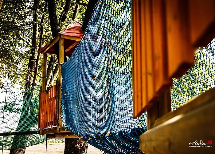 Prázdninový areál Dworek Debowko 2*