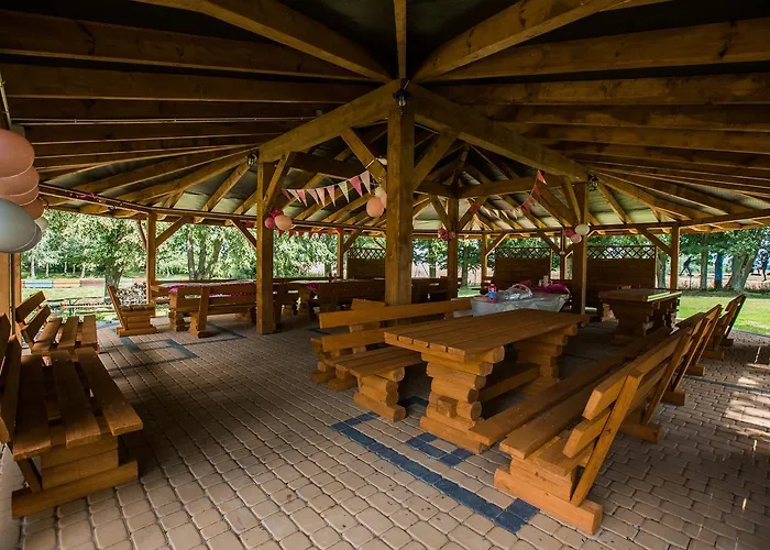 Dworek Debowko Prázdninový areál 2*