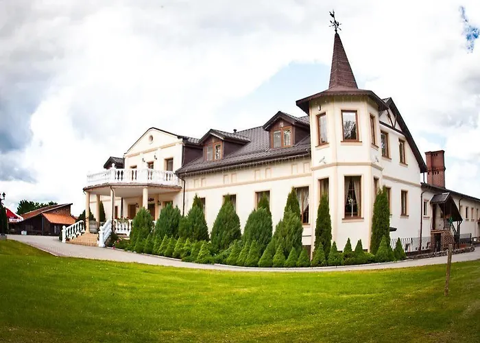 Dworek Debowko Prázdninový areál 2*